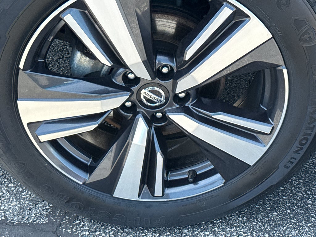 2021 Nissan Rogue AWD SL