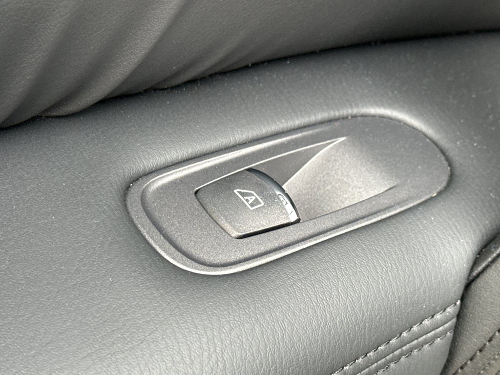 2024 Nissan Armada 4x4 SV