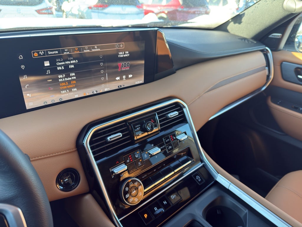 2025 Nissan Armada 4x4 SL