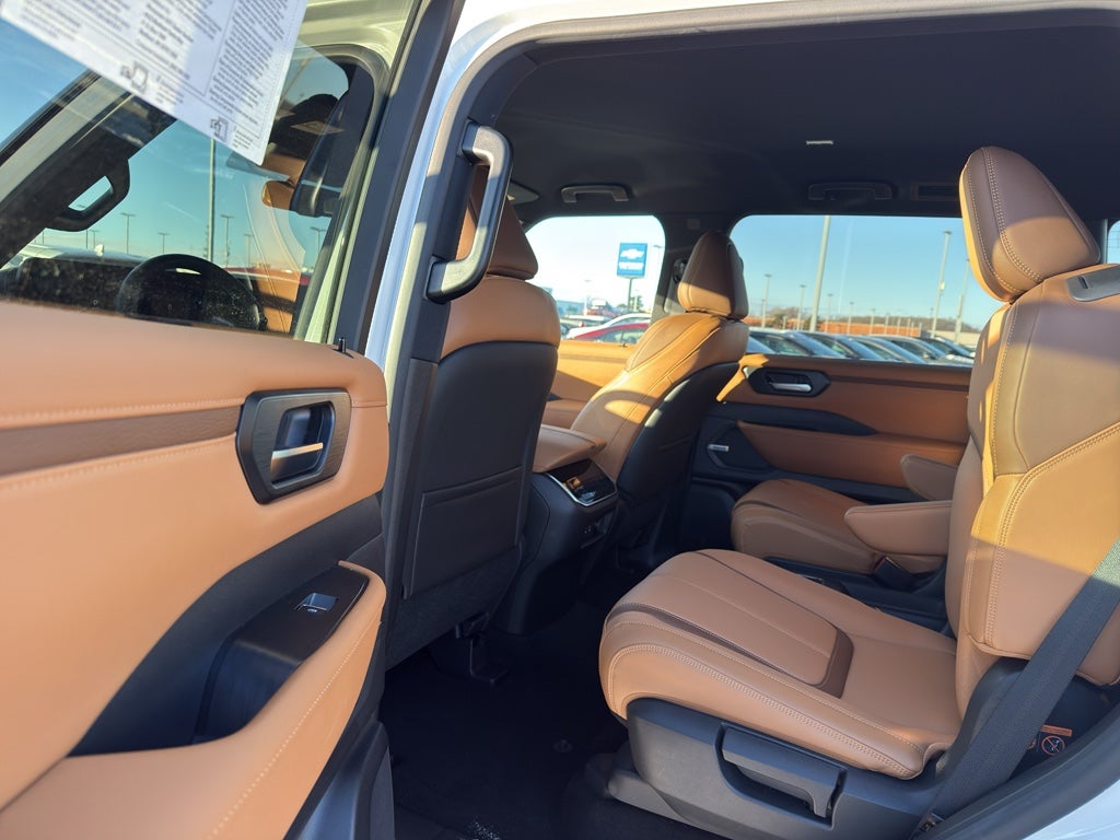 2025 Nissan Armada 4x4 SL