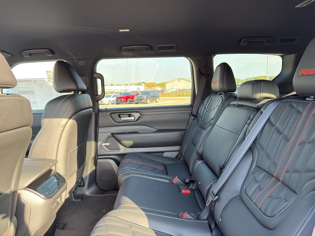 2026 Nissan Armada 4x4 PRO-4X