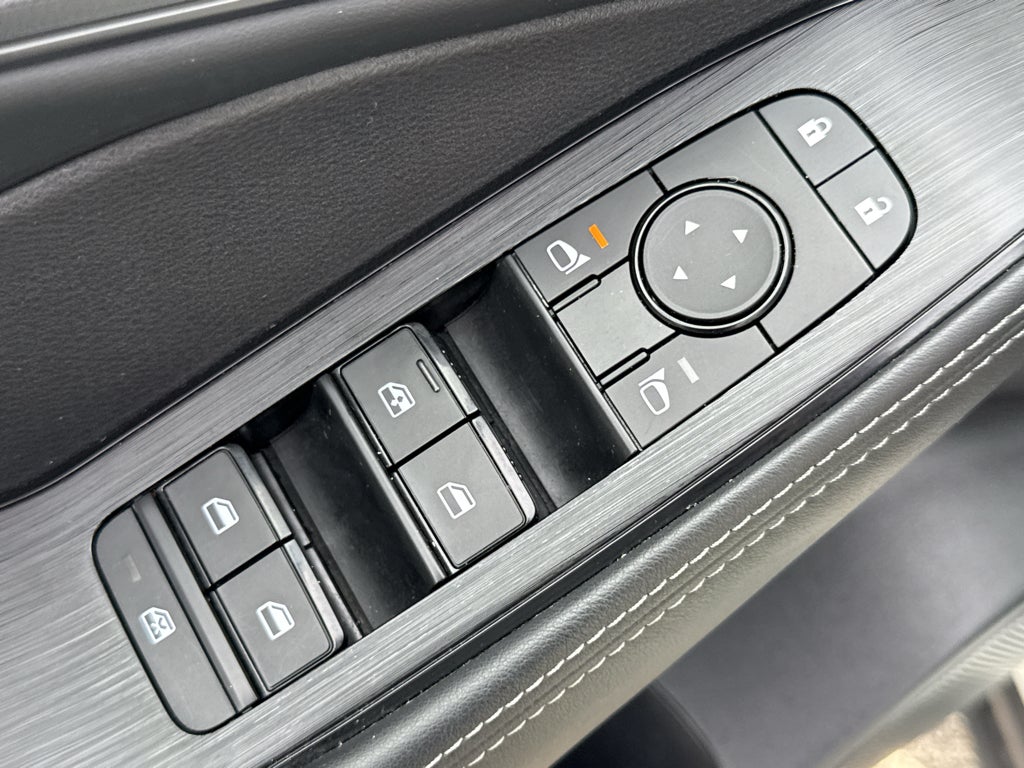 2023 Nissan Rogue AWD SV *Ltd Avail*