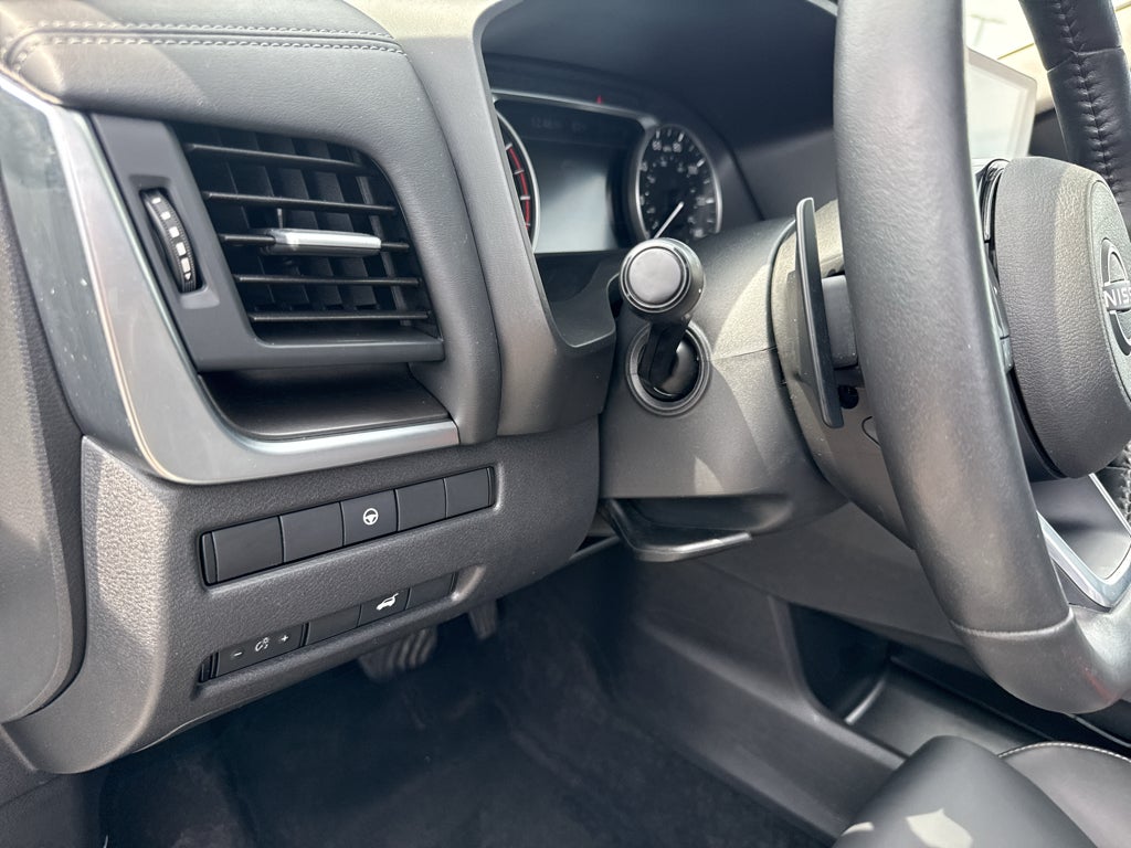 2023 Nissan Rogue AWD SV *Ltd Avail*