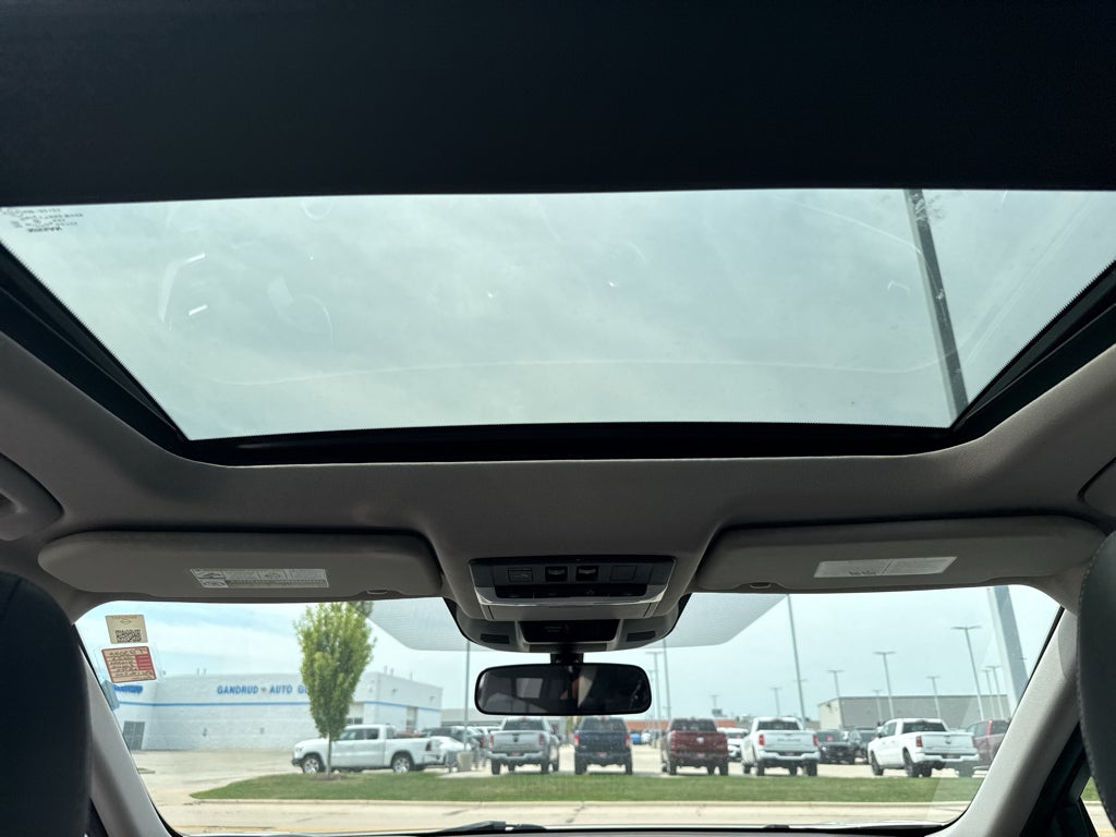 2023 Nissan Rogue AWD SV *Ltd Avail*