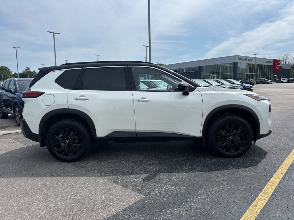 2023 Nissan Rogue AWD SV *Ltd Avail*
