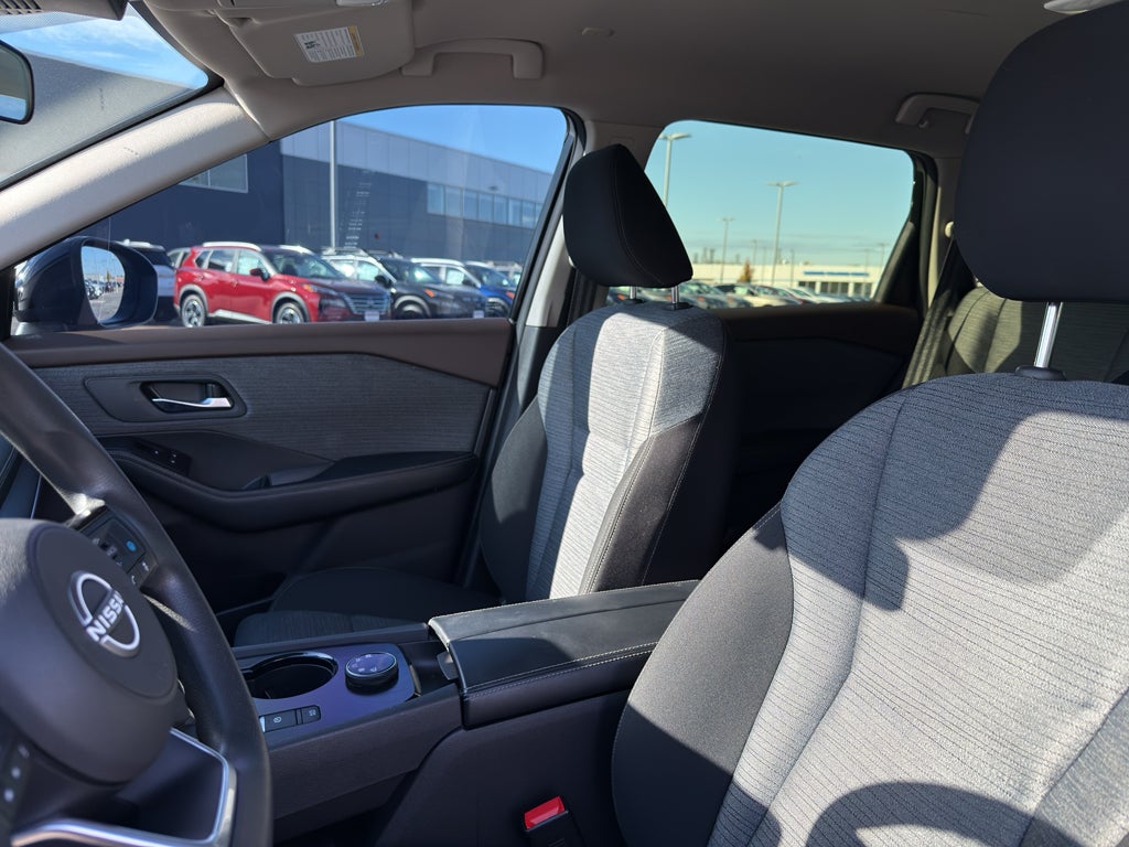 2023 Nissan Rogue AWD SV