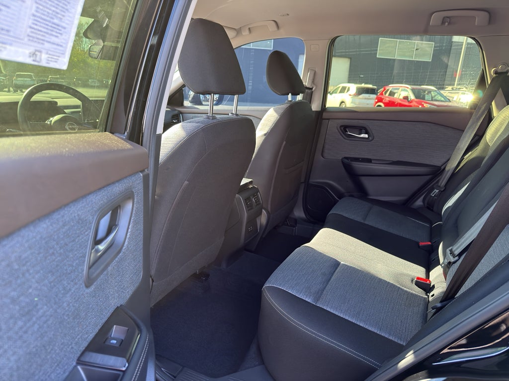 2023 Nissan Rogue AWD SV