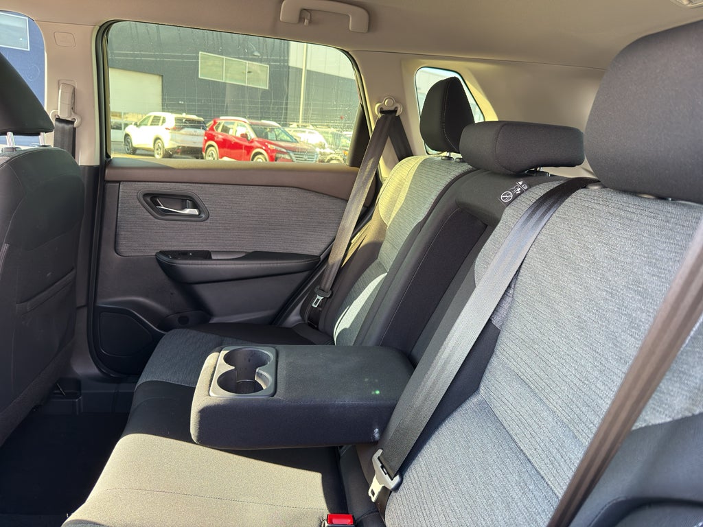 2023 Nissan Rogue AWD SV