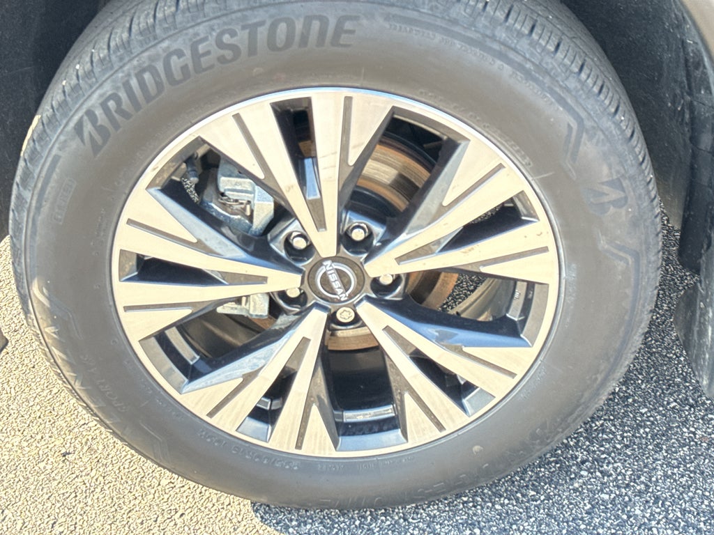 2023 Nissan Rogue AWD SV