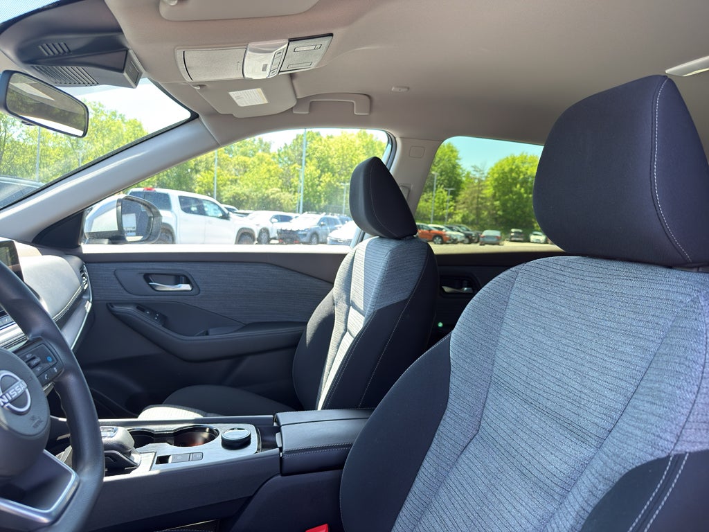 2023 Nissan Rogue AWD SV
