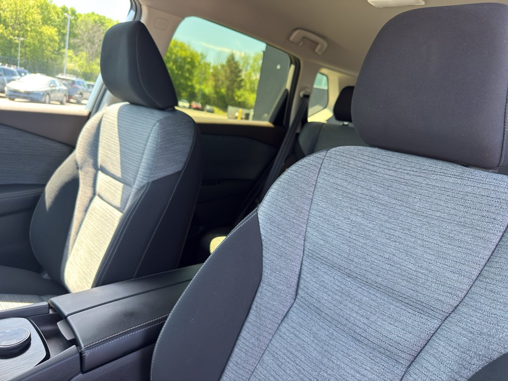 2023 Nissan Rogue AWD SV