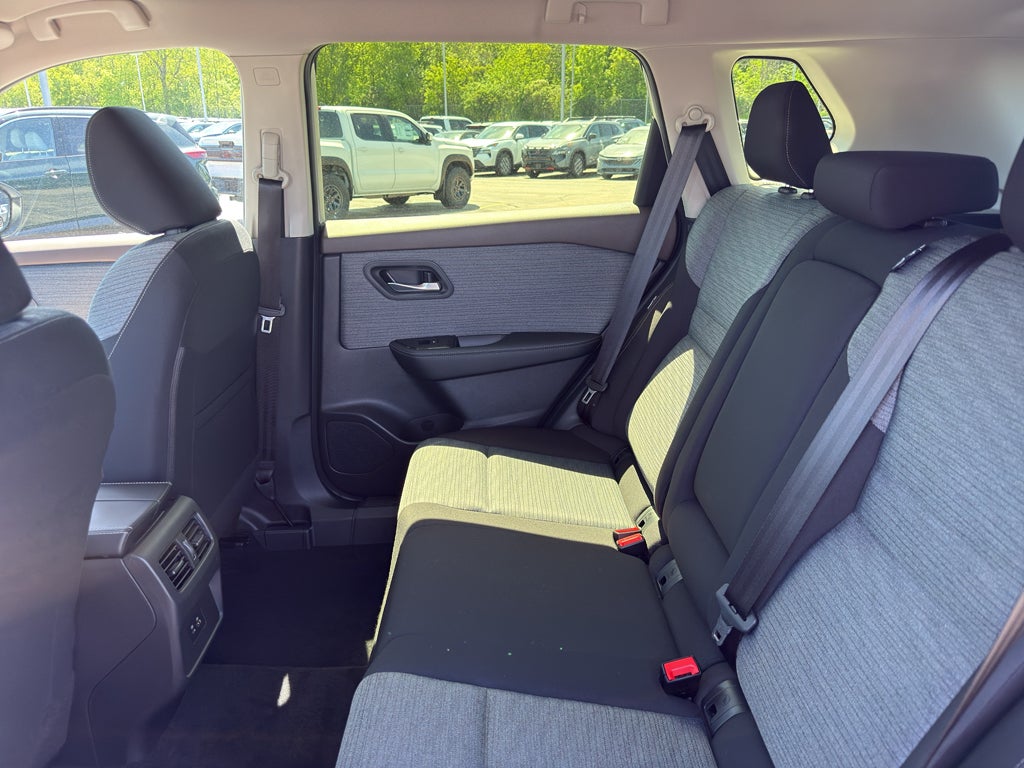 2023 Nissan Rogue AWD SV