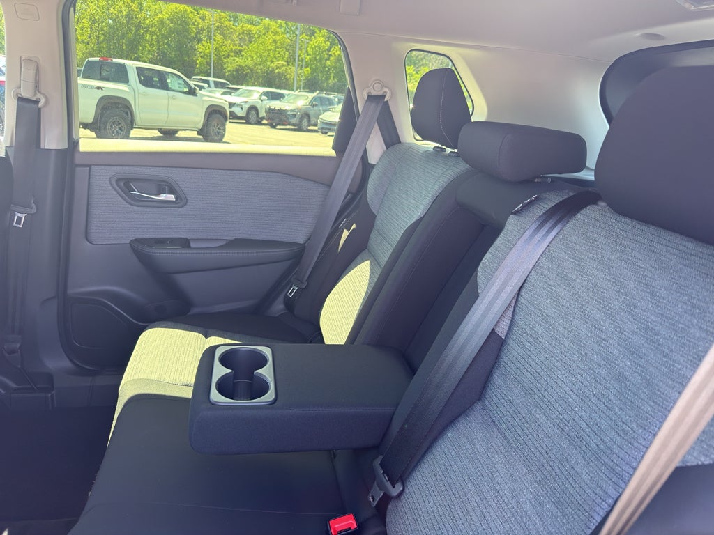 2023 Nissan Rogue AWD SV