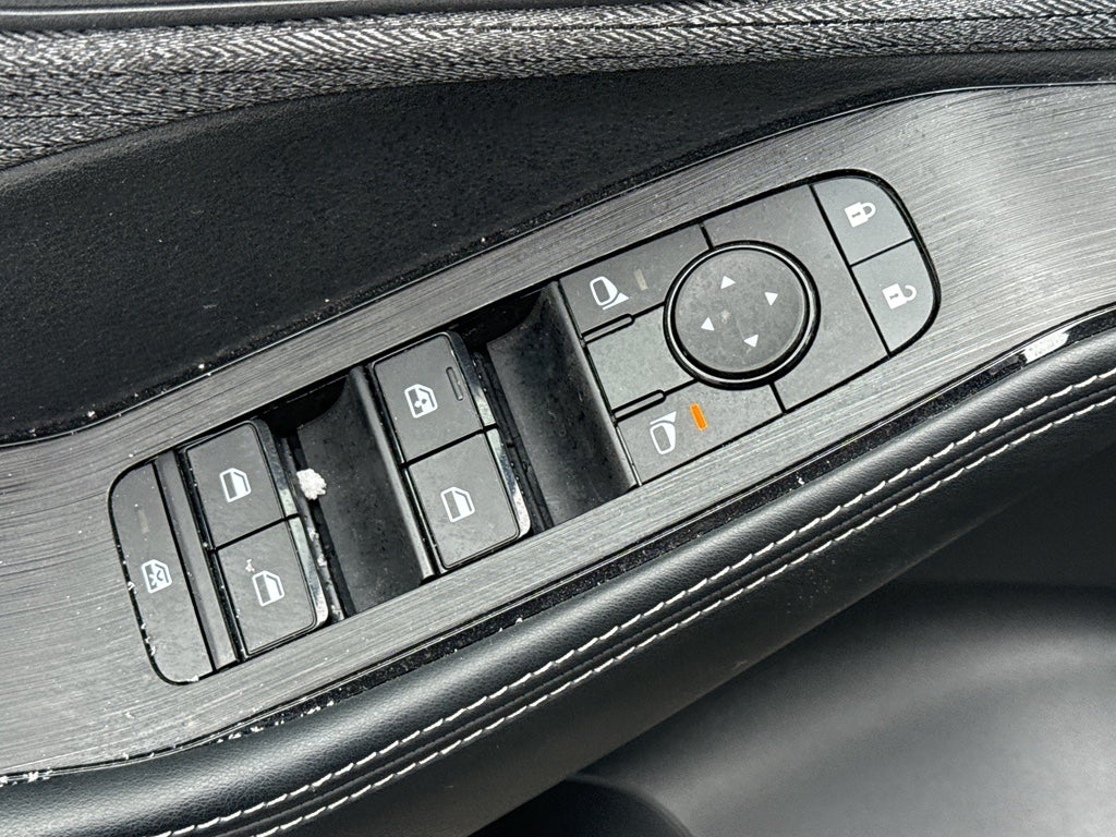 2023 Nissan Rogue AWD SV