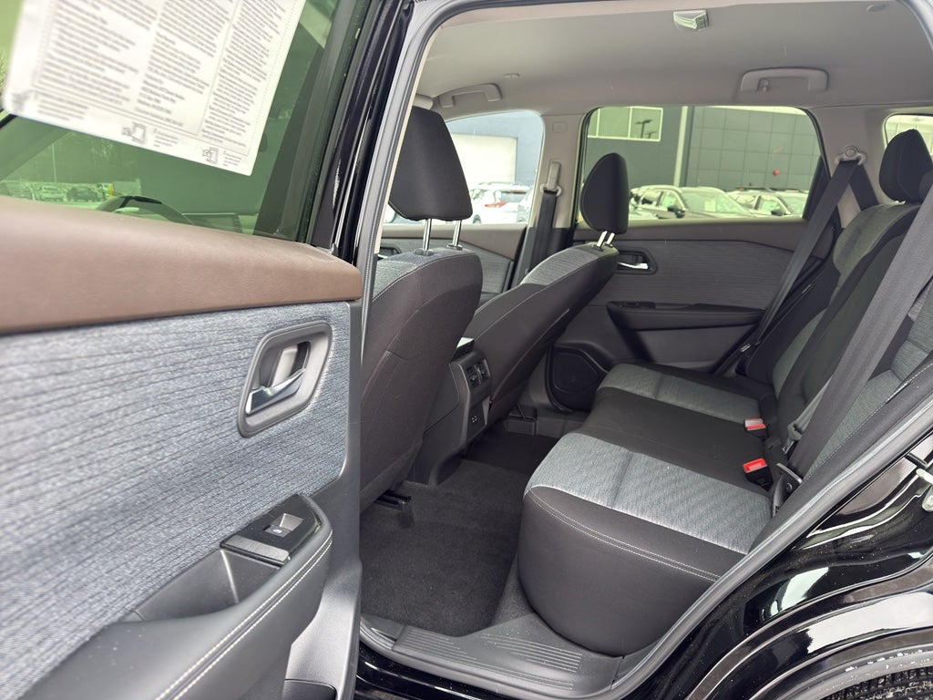 2023 Nissan Rogue AWD SV