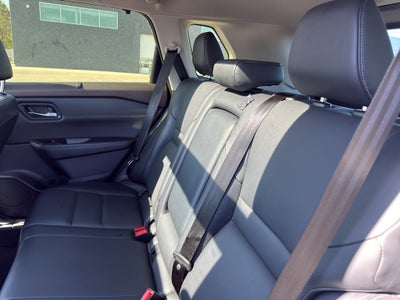 2023 Nissan Rogue AWD SV