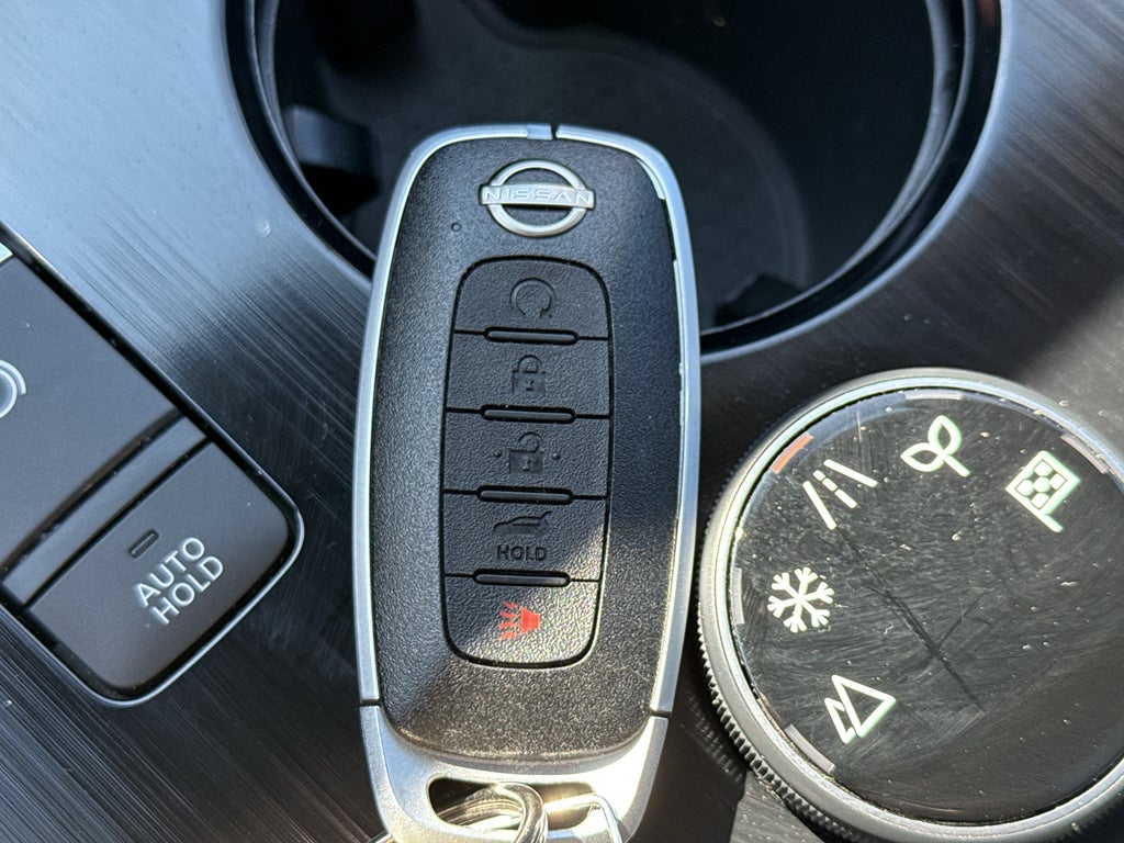 2023 Nissan Rogue AWD SV