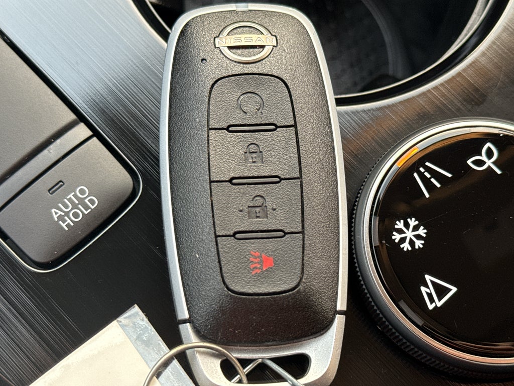 2023 Nissan Rogue AWD SV