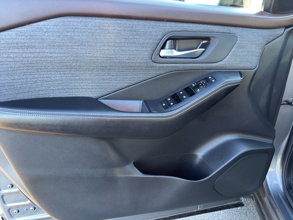 2023 Nissan Rogue AWD SV *Ltd Avail*