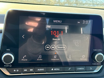 2023 Nissan Rogue AWD SV *Ltd Avail*