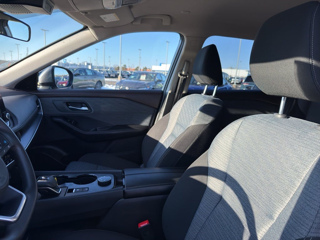 2023 Nissan Rogue AWD SV *Ltd Avail*