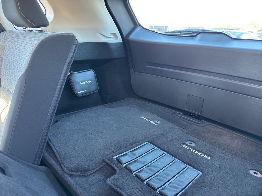 2023 Nissan Rogue AWD SV *Ltd Avail*