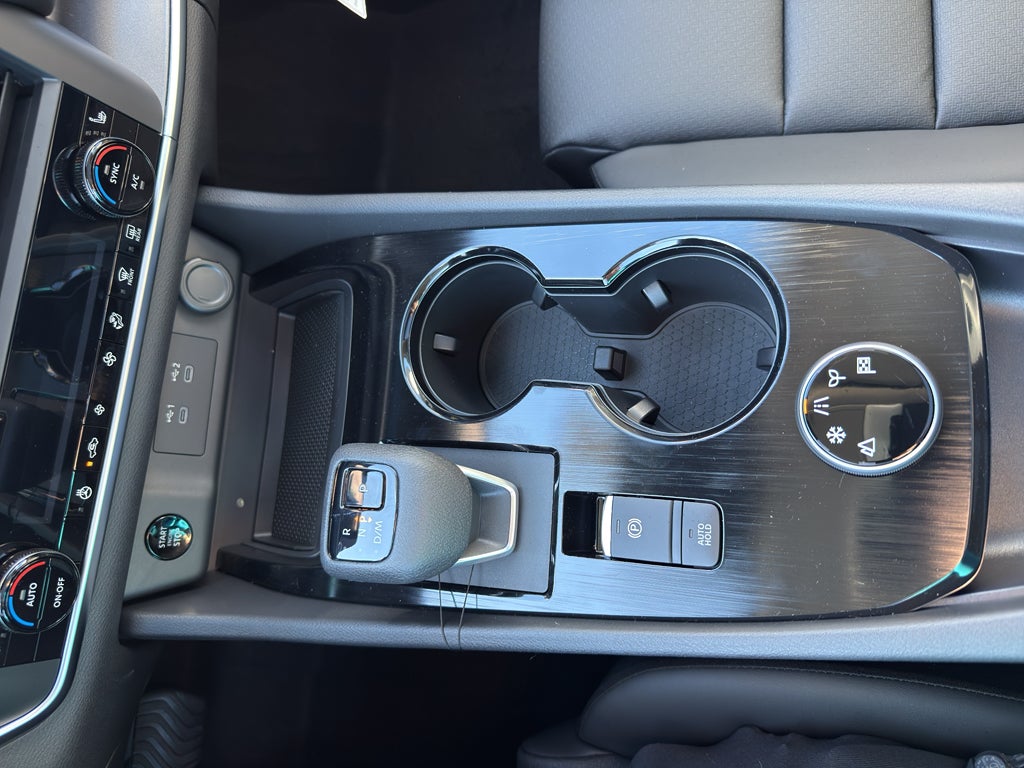 2026 Nissan Rogue AWD SV *Ltd Avail*