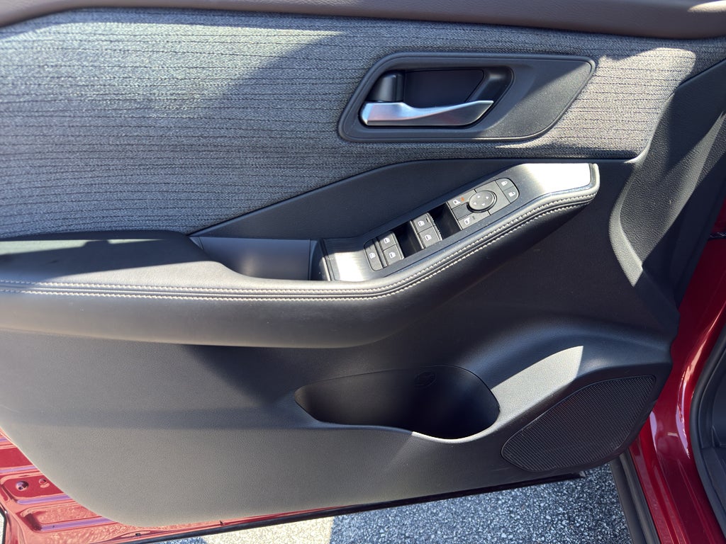 2023 Nissan Rogue AWD SV