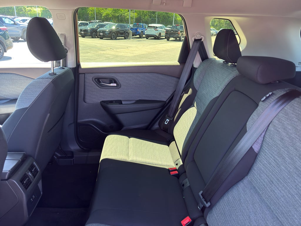 2023 Nissan Rogue AWD SV