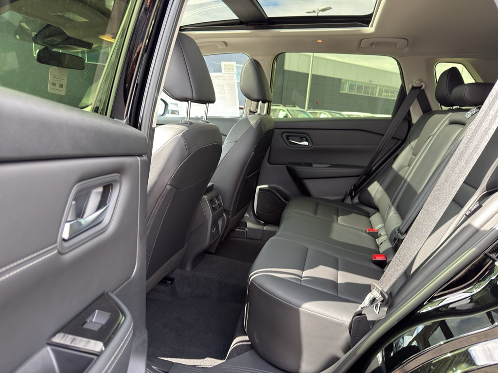 2026 Nissan Rogue 2026.5 AWD Dark Armor