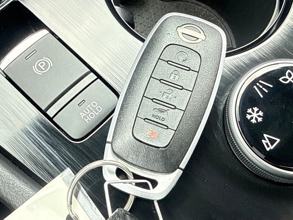 2023 Nissan Rogue AWD SV