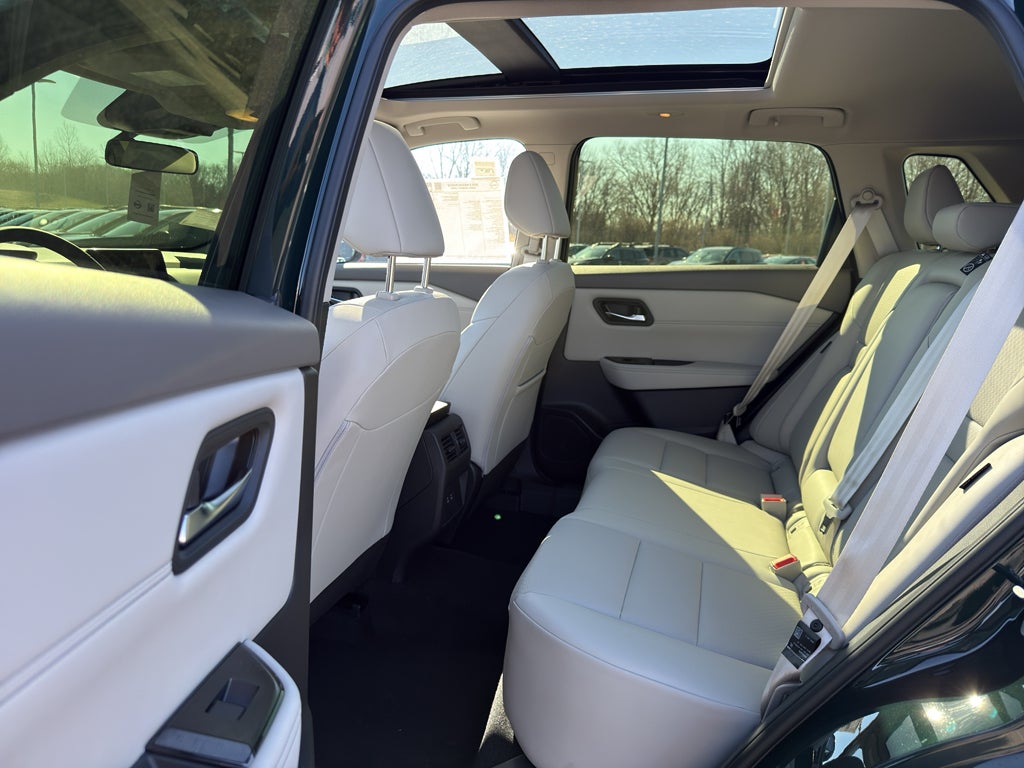 2026 Nissan Rogue 2026.5 AWD Dark Armor