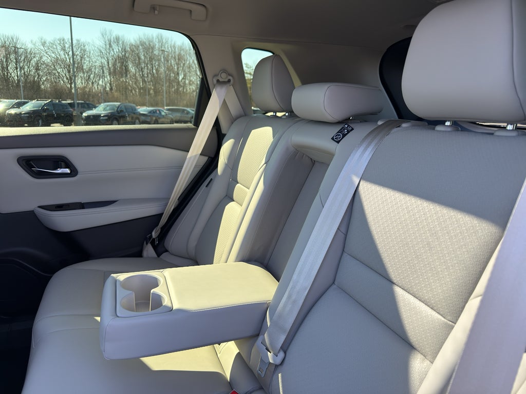 2026 Nissan Rogue 2026.5 AWD Dark Armor