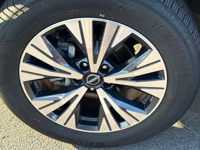 2023 Nissan Rogue AWD SV