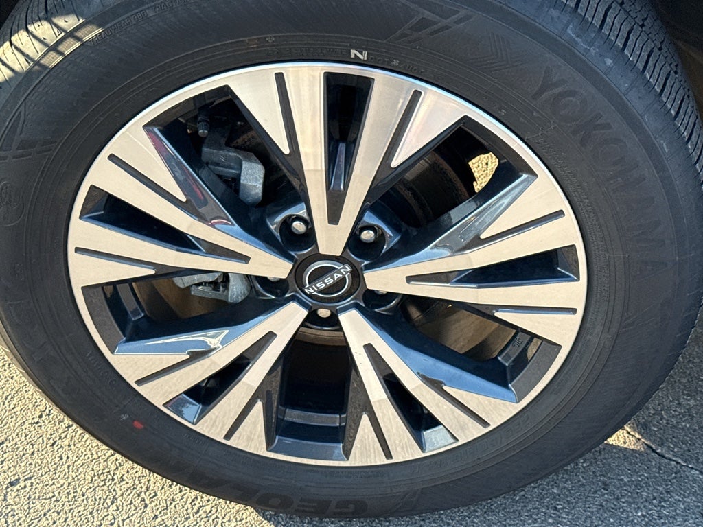 2023 Nissan Rogue AWD SV