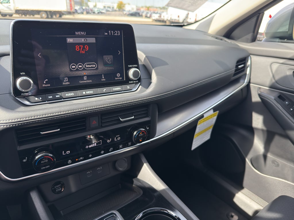 2026 Nissan Rogue AWD SV *Ltd Avail*