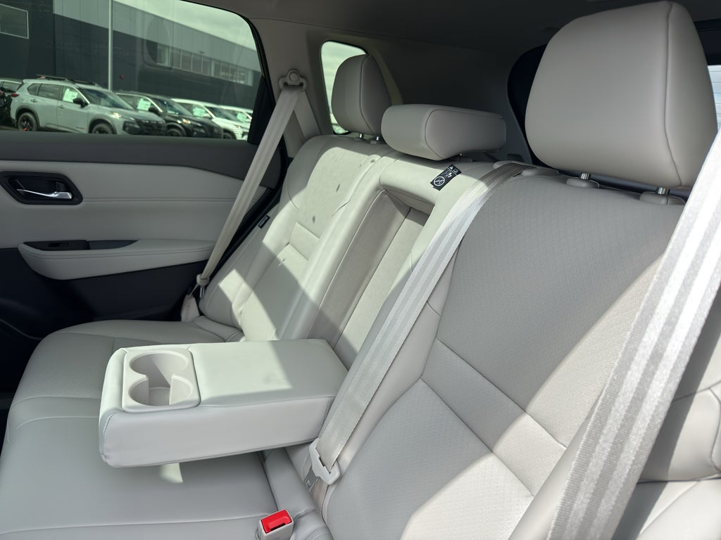 2026 Nissan Rogue 2026.5 AWD Dark Armor