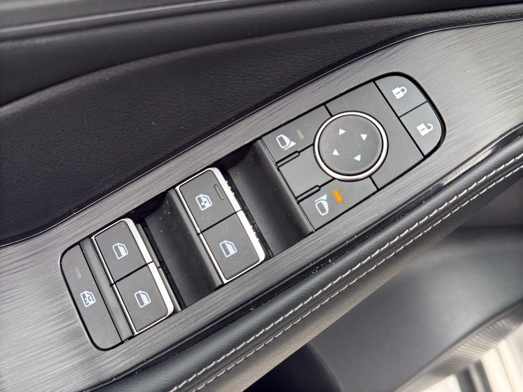 2025 Nissan Rogue AWD SL