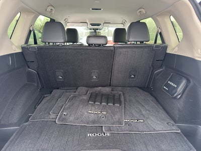 2025 Nissan Rogue AWD SL