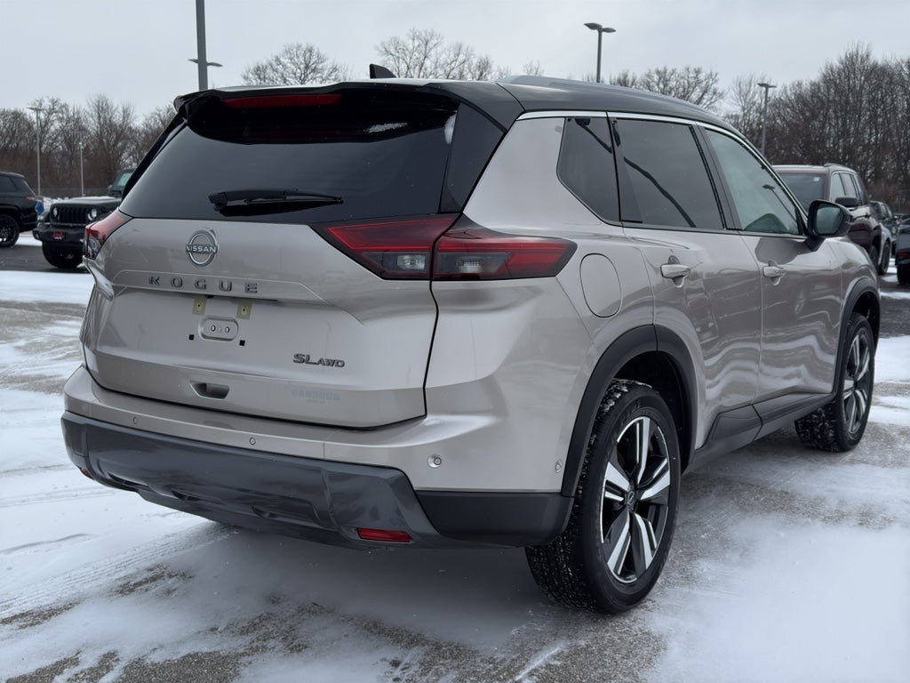 2025 Nissan Rogue AWD SL