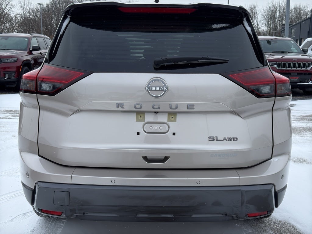 2025 Nissan Rogue AWD SL