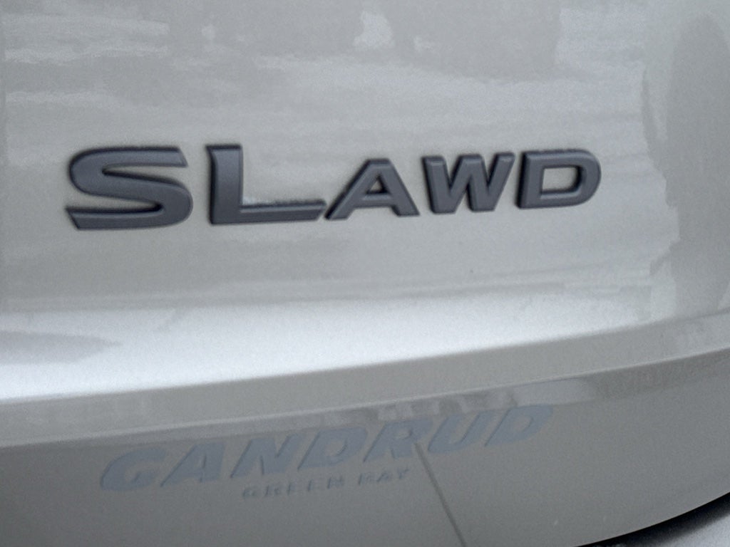 2025 Nissan Rogue AWD SL