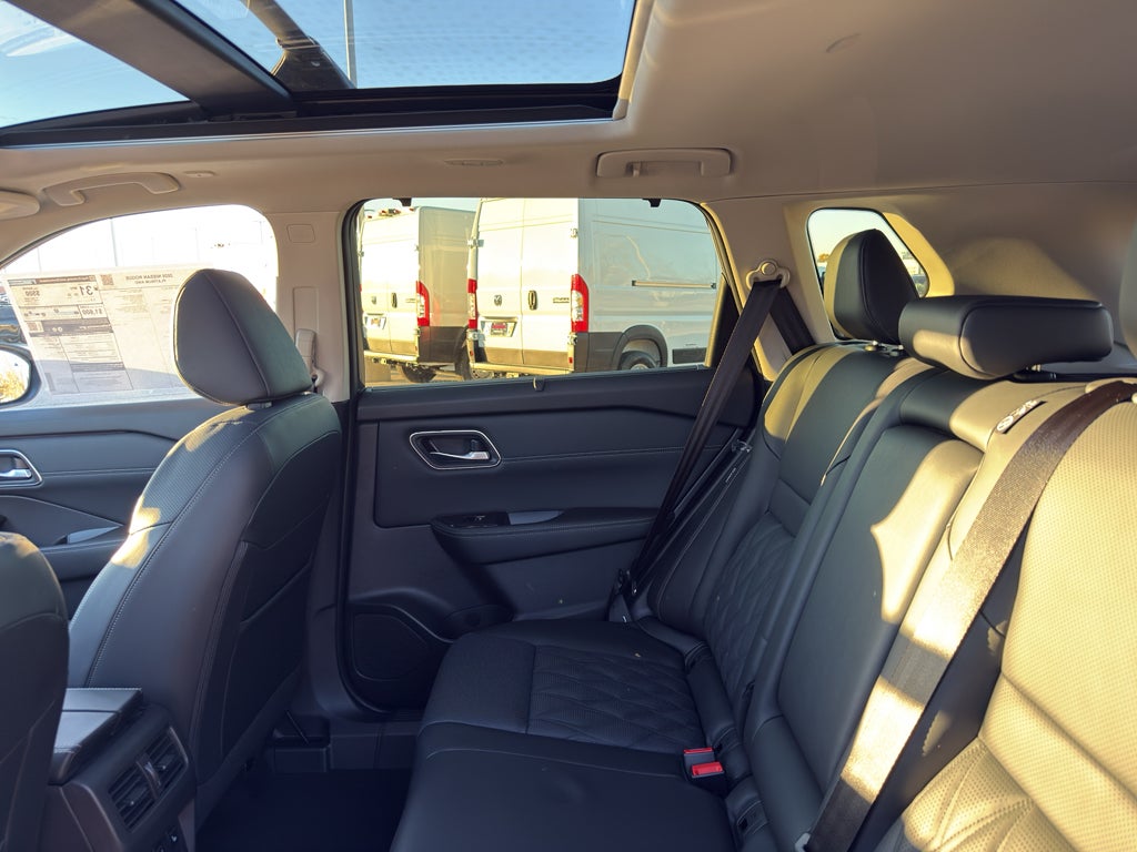 2026 Nissan Rogue AWD Platinum *Ltd Avail*