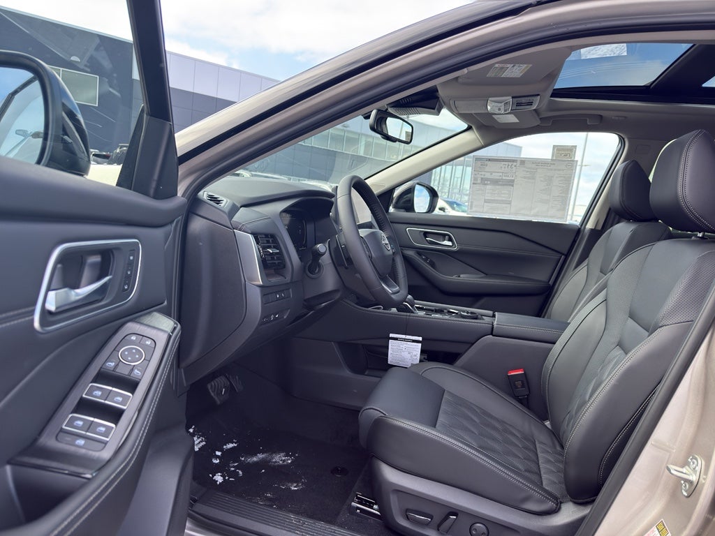 2026 Nissan Rogue AWD Platinum *Ltd Avail*