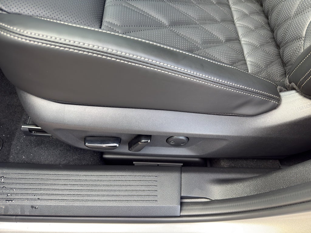 2026 Nissan Rogue AWD Platinum *Ltd Avail*