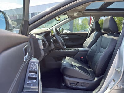 2021 Nissan Rogue AWD Platinum