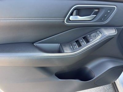 2021 Nissan Rogue AWD Platinum