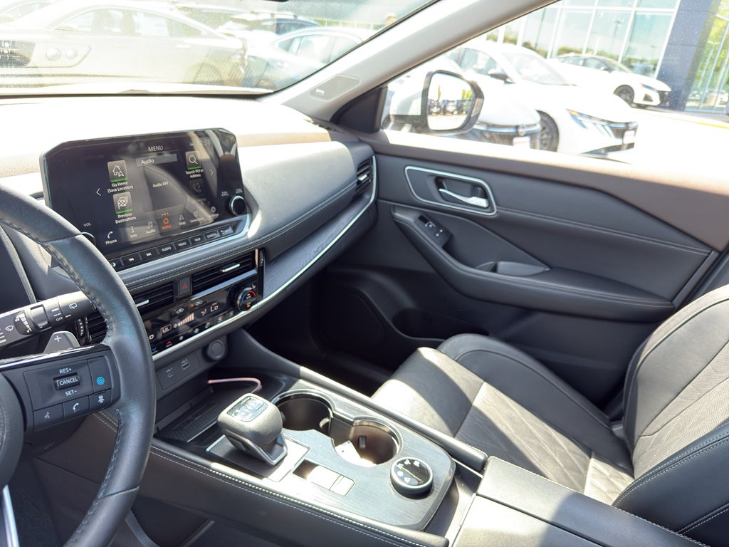 2021 Nissan Rogue AWD Platinum
