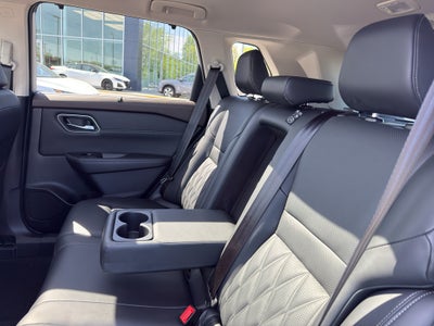 2021 Nissan Rogue AWD Platinum