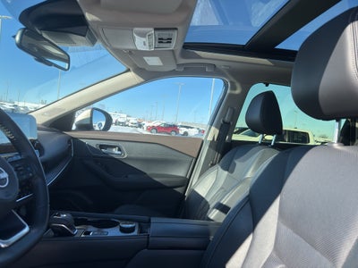 2023 Nissan Rogue AWD Platinum